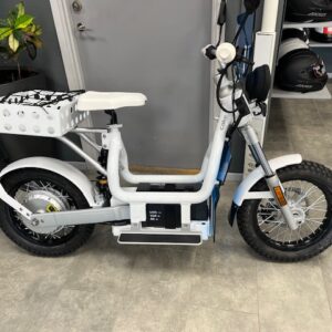 *CAKE MAKKA FLEX VIT (Klass 1 45km/h) (Utrustad med tillbehör värde 7.495kr)