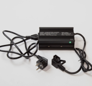 Laddare Viarelli Potenza 2020-2024 60V fyrkantig kontakt